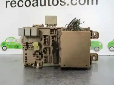 Peça sobressalente para automóvel em segunda mão caixa de fusíveis e relés por toyota corolla (e12) 2.0 turbodiesel cat referências oem iam 8264102040