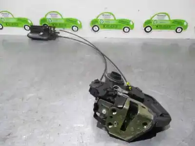 Peça sobressalente para automóvel em segunda mão fechadura da porta traseira direita por toyota corolla (e12) 2.0 turbodiesel cat referências oem iam 6905012350