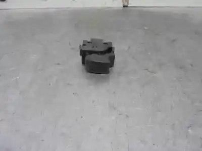 Peça sobressalente para automóvel em segunda mão botão / interruptor elevador vidro traseiro esquerdo por toyota corolla (e12) 2.0 turbodiesel cat referências oem iam 8481002040