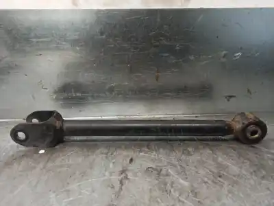 Автозапчастина б/у задній лівий нижний рычаг для lexus is 200 (ds2/is2) 220d посилання на oem iam 4874030110  