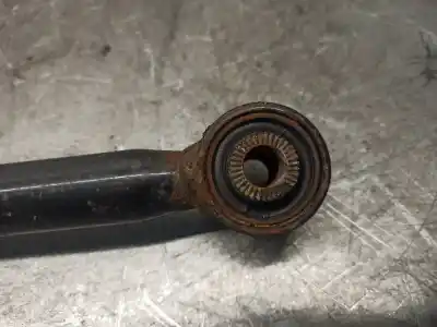 Автозапчастина б/у задній лівий нижний рычаг для lexus is 200 (ds2/is2) 220d посилання на oem iam 4874030110  