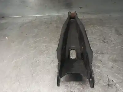 Автозапчастина б/у задній лівий нижний рычаг для lexus is 200 (ds2/is2) 220d посилання на oem iam 4874030110  