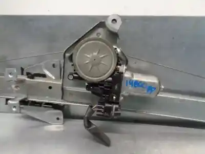 Second-hand car spare part passenger side right window regulator for mitsubishi montero (v60/v70) 3.2 di-d all-four oem iam references mr989947  