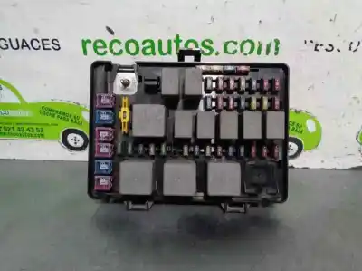 Second-hand car spare part fuse box unit for kia carens 1.8 monovolumen oem iam references 0k2fa67jb2a  