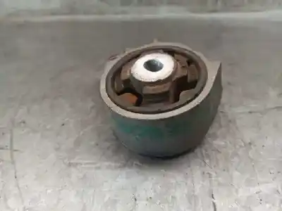 Second-hand car spare part gearbox support for audi a4 avant (8e) 1.8 t 163 cv / 120 kw oem iam references 8e0599125l  