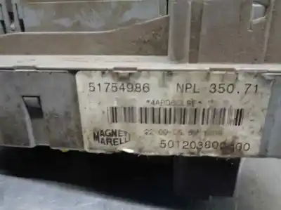 Second-hand car spare part fuse box unit for fiat idea (135) (2004->) 1.3 jtd oem iam references 51754986  