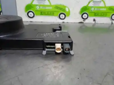 Second-hand car spare part electronic module for audi a3 (8p) 1.9 tdi ambiente oem iam references 8p4035225d  