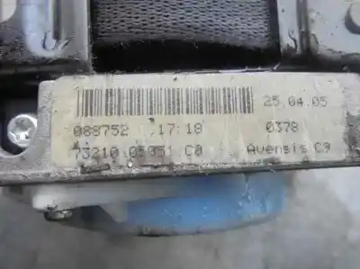 Автозапчастина б/у задній лівий ремін безпеки для toyota avensis (_t25_) 2.2 d-4d (adt251_) посилання на oem iam 7321005051  7321005051