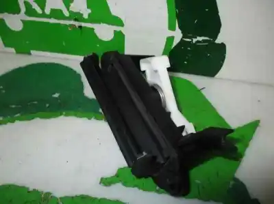 Peça sobressalente para automóvel em segunda mão puxador exterior de mala por toyota corolla (_e12_) 1.4 d (nde120_) referências oem iam 