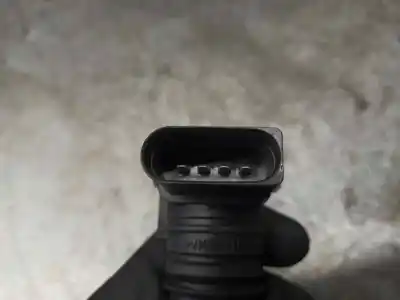 Автозапчастина б/у котушка запалювання для audi a4 avant (8e5) 1.8 20v посилання на oem iam 0040102043  