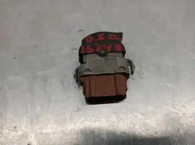 Peça sobressalente para automóvel em segunda mão botão / interruptor elevador vidro dianteiro esquerdo por renault mascott 3.0 diesel referências oem iam   