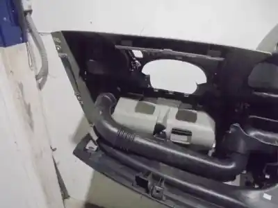 Peça sobressalente para automóvel em segunda mão tablier por renault mascott 3.0 diesel referências oem iam 8200188560  