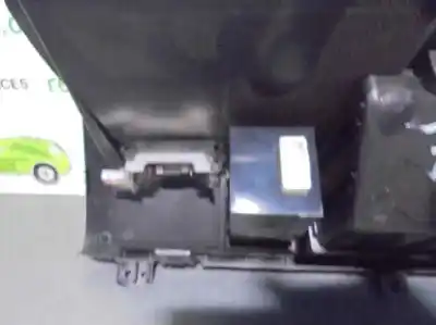 Second-hand car spare part glove compartment for ssangyong korando 2.0 td cat oem iam references 7772034001  