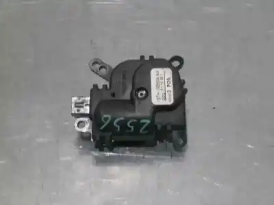 Pezzo di ricambio per auto di seconda mano MOTORE DI RISCALDAMENTO per FORD FIESTA (CBK)  Riferimenti OEM IAM 1S7H19B634AA  
