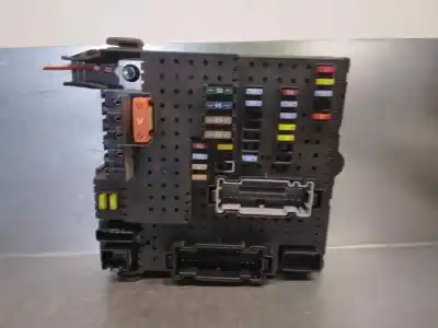 Peça sobressalente para automóvel em segunda mão caixa de fusíveis e relés por volvo xc90 i (275) d5 awd referências oem iam 12217799