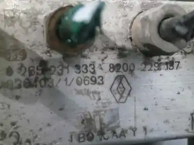 Pezzo di ricambio per auto di seconda mano abs per renault clio ii fase ii (b/cb0) 1.5 dci diesel 65 cv / 48 kw riferimenti oem iam 8200229137  0265231333