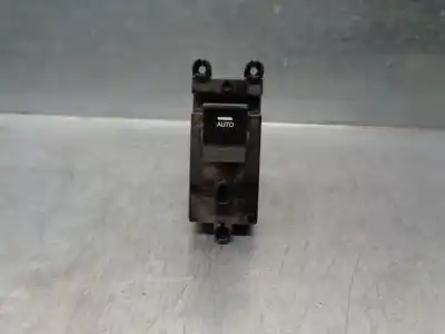 Piesă de schimb auto la mâna a doua panou comandã geamuri electrice fatã partea din dreapta pentru hyundai i40 1.7 crdi cat referințe oem iam 935763z000