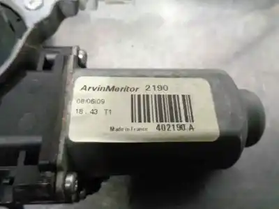 Автозапчасти б/у задний правый стеклорегулятор за nissan qashqai / qashqai +2 i (j10, nj10, jj10e) 1.5 dci ссылки oem iam 402190a   Автозапчасти б/у задний правый стеклорегулятор за nissan qashqai / qashqai +2 i (j10, nj10, jj10e) 1.5 dci ссылки oem iam 402190a