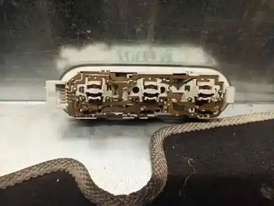 Автозапчасти б/у внутренний свет за nissan qashqai / qashqai +2 i (j10, nj10, jj10e) 2.0 a las 4 ruedas ссылки oem iam 8200073234  