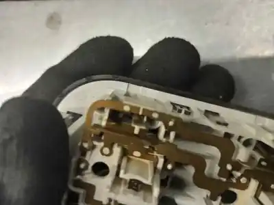 Автозапчасти б/у внутренний свет за nissan qashqai / qashqai +2 i (j10, nj10, jj10e) 2.0 a las 4 ruedas ссылки oem iam 8200073234  