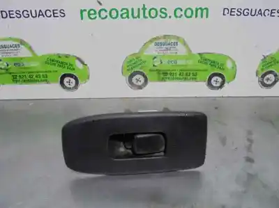 Peça sobressalente para automóvel em segunda mão BOTÃO / INTERRUPTOR ELEVADOR VIDRO TRASEIRO DIREITO por MITSUBISHI MONTERO (V60/V70)  Referências OEM IAM MR445659  