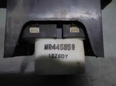 Pezzo di ricambio per auto di seconda mano comando alzacristalli posteriori destro per mitsubishi montero (v60/v70) 3.2 di-d avance riferimenti oem iam mr445659  