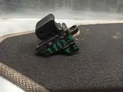 Second-hand car spare part rear left power window switch for nissan qashqai / qashqai +2 i (j10, nj10, jj10e) 2.0 a las 4 ruedas oem iam references 25411jd000  