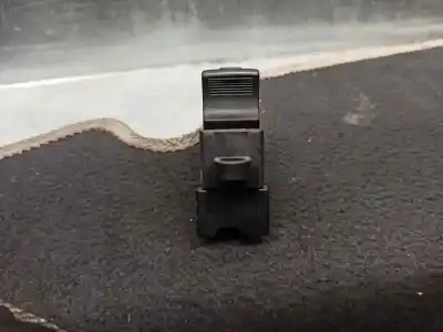 Second-hand car spare part rear left power window switch for nissan qashqai / qashqai +2 i (j10, nj10, jj10e) 2.0 a las 4 ruedas oem iam references 25411jd000  