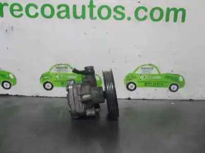 Pezzo di ricambio per auto di seconda mano POMPA DEL SERVOSTERZO per VOLKSWAGEN PASSAT BERLINA (3B3)  Riferimenti OEM IAM 8Q0145177Q  