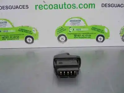 Автозапчасти б/у выключатель левого переднего окна за renault clio ii fase i (b/cbo) 1.4 alize 75 cv / 55 kw ссылки oem iam 3117414  