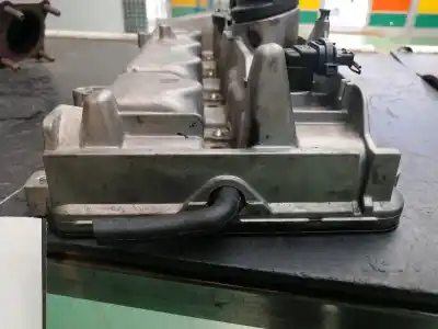 Peça sobressalente para automóvel em segunda mão tampa de válvulas por mercedes-benz clase c (w203) berlina 200 cdi (203.004) referências oem iam a6110161305  a6110161305