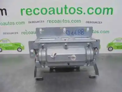 Автозапчасти б/у подушка безопасности передняя правая за renault modus 1.4 16v ссылки oem iam 8200216039a  