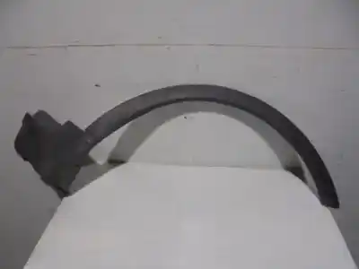 Peça sobressalente para automóvel em segunda mão aba do guarda-lamas dianteiro direito por ford kuga (cbv) 2.0 tdci cat referências oem iam 8v41s16d238