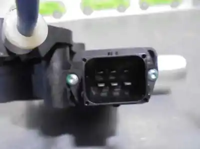 Автозапчастина б/у регулятор переднього правого скла для opel corsa d (s07) 1.2 (l08 l68) посилання на oem iam 13298154  