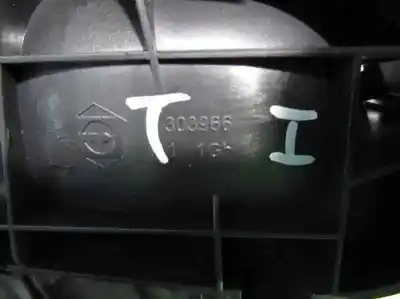 Pièce détachée automobile d'occasion poignée intérieure arrière gauche pour citroen c4 picasso ii 2.0 bluehdi 135 références oem iam 96555518vd  303966