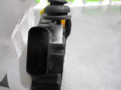 Second-hand car spare part front right door lock for kia pro cee´d (jd) 1.4 crdi 90 oem iam references 81320a2300  