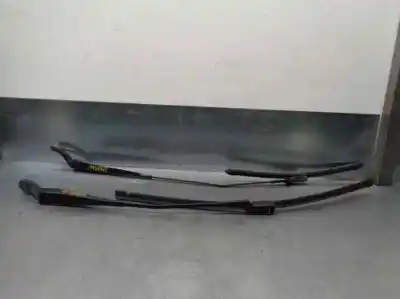 Peça sobressalente para automóvel em segunda mão haste de escova dianteiro direito por peugeot 208 i (ca_, cc_) 1.2 vti 82 referências oem iam 9673292080