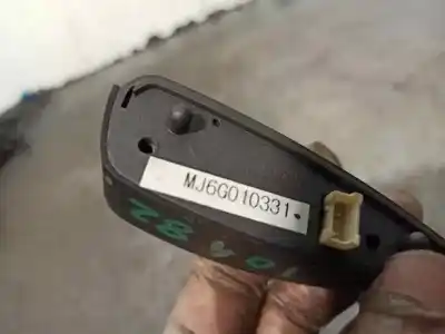 Second-hand car spare part steering wheel switch for ssangyong kyron 2.0 xdi 4x4 oem iam references 8915009050  