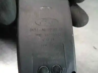 Автозапчасти б/у крюк для пояса за ford fiesta (cb1) motor 1.6 ltr. - 70 kw tdci cat ссылки oem iam 8v51a611b68bh  