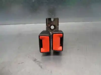 Автозапчасти б/у крюк для пояса за ford fiesta (cb1) motor 1.6 ltr. - 70 kw tdci cat ссылки oem iam 8v51a613k21ac  