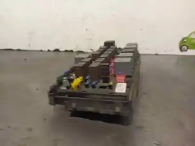 Pièce détachée automobile d'occasion boîtes à fusibles pour ssangyong kyron 2.0 xdi 4x4 références oem iam ak6084  