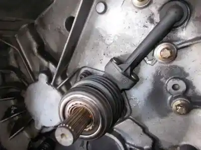 Pezzo di ricambio per auto di seconda mano riduttore per fiat stilo (192) 1.9 jtd cat riferimenti oem iam c605  2810314