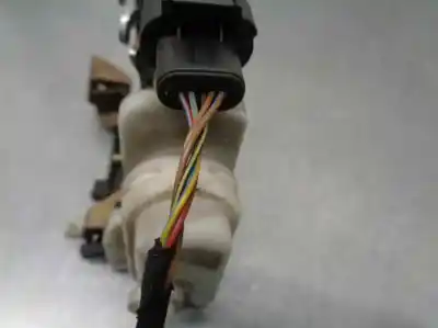 Second-hand car spare part front right door lock for audi a8 (d2) 3.7 v8 32v oem iam references 4d1837016a  