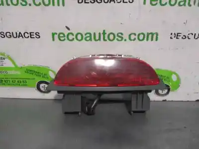 Peça sobressalente para automóvel em segunda mão farolim de travão central por kia carnival ii (gq) 2.9 crdi referências oem iam 0k56a51580