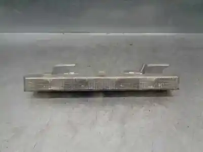 Tweedehands auto-onderdeel centraal remlicht voor toyota auris (_e15_) 2.0 d-4d (ade150_) oem iam-referenties 8100612010