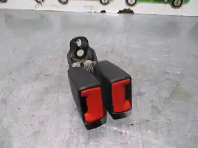 Tweedehands auto-onderdeel riemhaak rechts achter voor ford focus berlina (cap) titanium oem iam-referenties 4m51a613k21aa