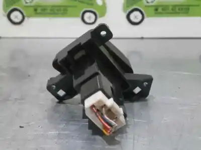 Peça sobressalente para automóvel em segunda mão interruptor 4 piscas - emergência por hyundai i30 (fd) 1.6 crdi referências oem iam    Peça sobressalente para automóvel em segunda mão interruptor 4 piscas - emergência por hyundai i30 (fd) 1.6 crdi referências oem iam