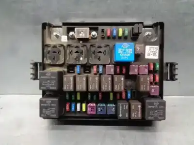 Автозапчасти б/у блок реле/предохранителей за ssangyong rexton w / rexton 2.0 xdi ссылки oem iam 8231008e83