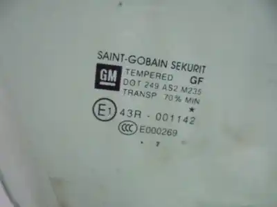 Second-hand car spare part front right glass window for opel corsa d (s07) 1.2 (l08 l68) oem iam references  dot249as2m235 43r001142