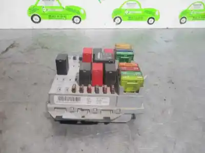 Second-hand car spare part fuse box unit for lancia ypsilon (101) 1.2 16v cat 80 cv / 59 kw oem iam references 51724649  